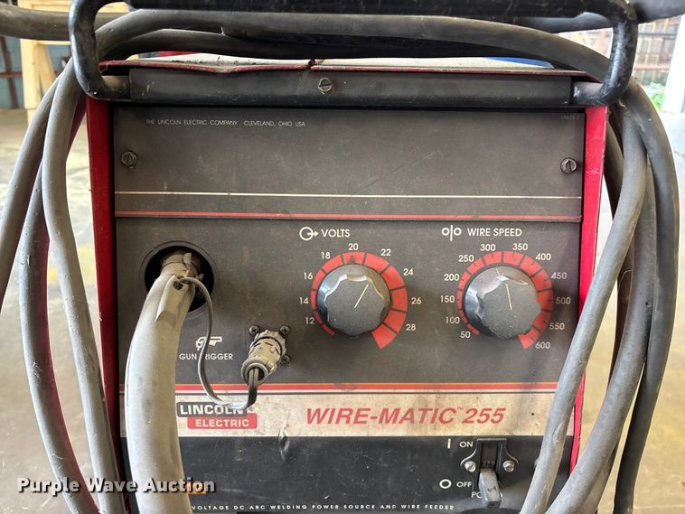 image for item EO4430 Lincoln Electric Wire-Matic 225 welder
