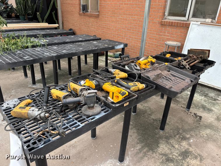 image for item EO4433 Power tools