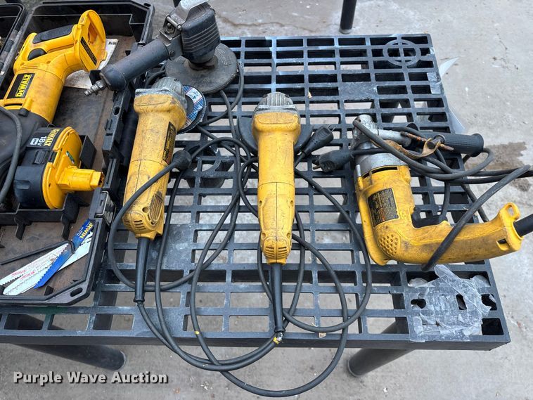 image for item EO4433 Power tools
