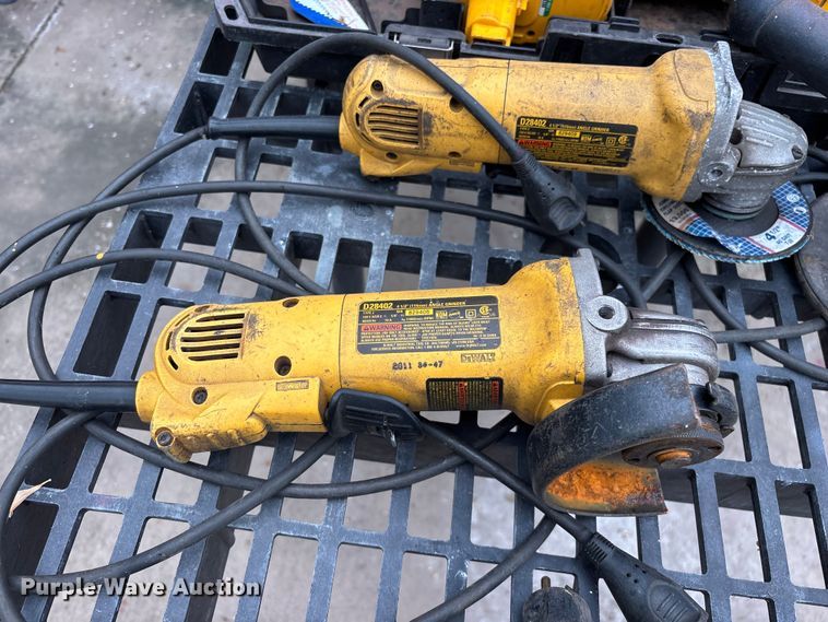 image for item EO4433 Power tools