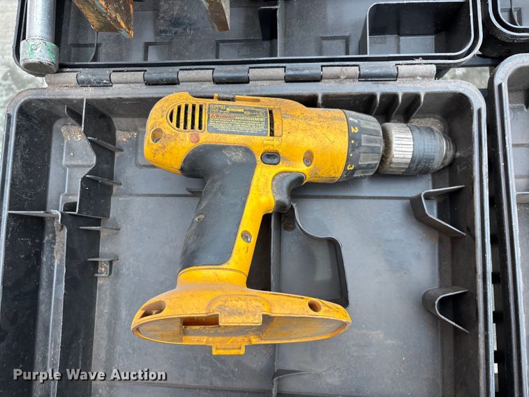 image for item EO4433 Power tools