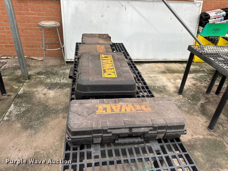 image for item EO4433 Power tools