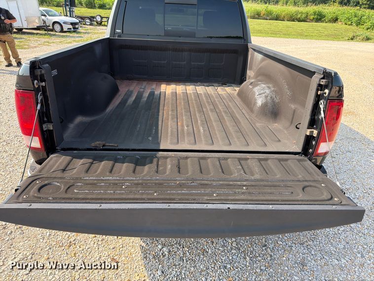 image for item EO8614 2010 Dodge Ram 1500 Ext. Cab pickup truck