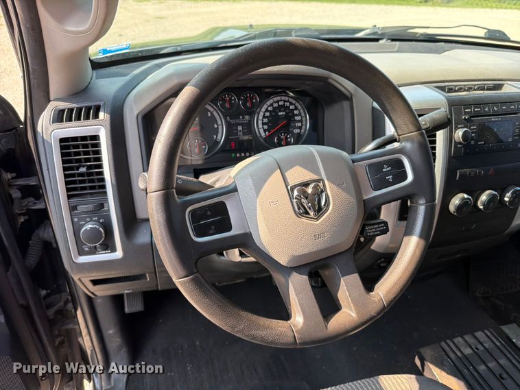 image for item EO8614 2010 Dodge Ram 1500 Ext. Cab pickup truck