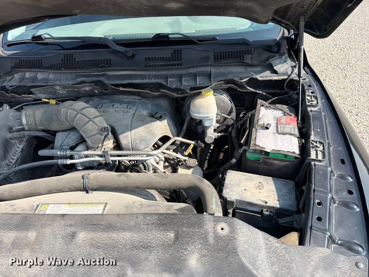 image for item EO8614 2010 Dodge Ram 1500 Ext. Cab pickup truck