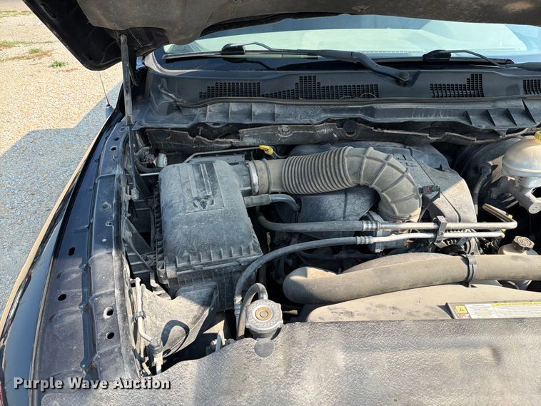 image for item EO8614 2010 Dodge Ram 1500 Ext. Cab pickup truck