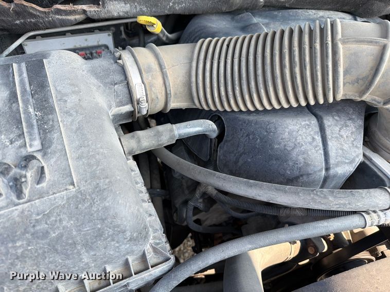image for item EO8614 2010 Dodge Ram 1500 Ext. Cab pickup truck