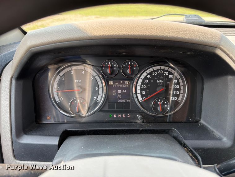 image for item EO8615 2010 Dodge Ram 1500 Ext. Cab pickup truck
