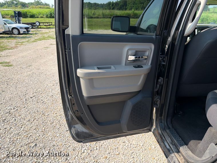 image for item EO8615 2010 Dodge Ram 1500 Ext. Cab pickup truck
