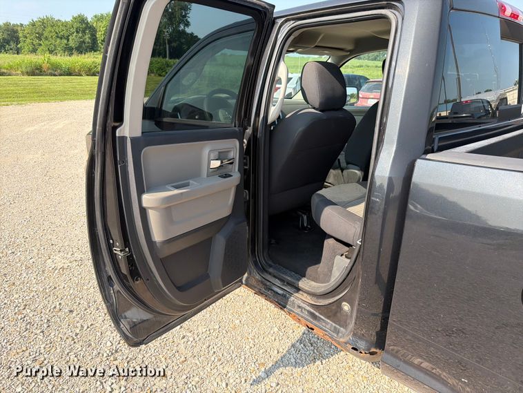 image for item EO8615 2010 Dodge Ram 1500 Ext. Cab pickup truck