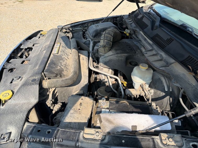 image for item EO8615 2010 Dodge Ram 1500 Ext. Cab pickup truck