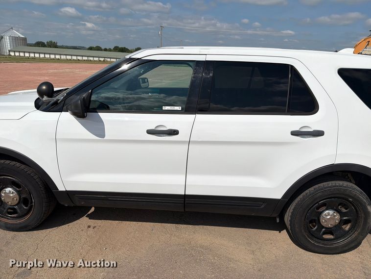 image for item ER1896 2016 Ford Explorer Police Interceptor SUV