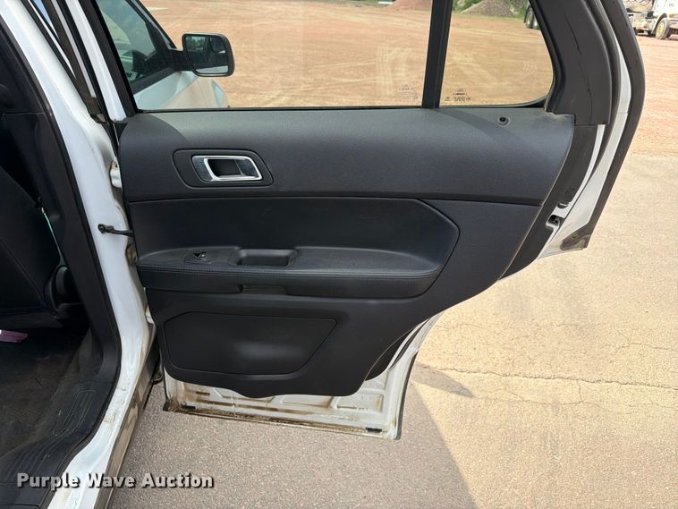 image for item ER1896 2016 Ford Explorer Police Interceptor SUV
