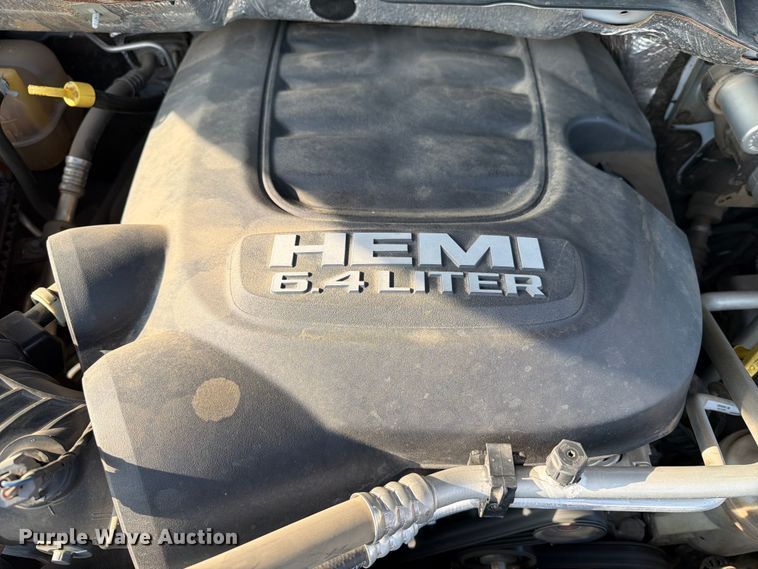 image for item ER1901 2017 RAM 2500 Crew Cab utility bed pickup truck