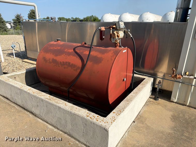 image for item ER1902 Fuel tank