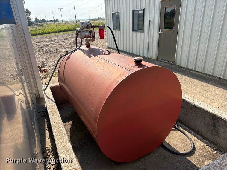 image for item ER1902 Fuel tank