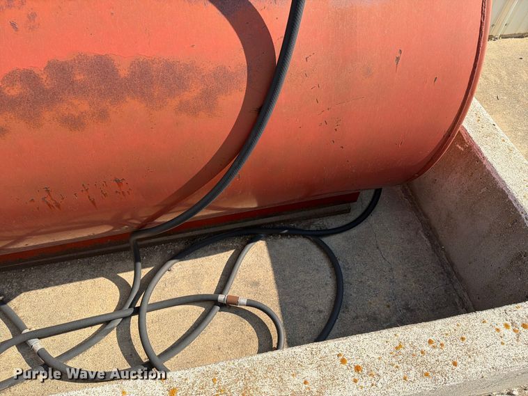 image for item ER1902 Fuel tank