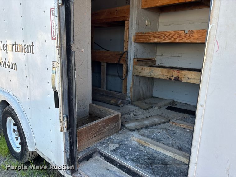 image for item ER3123 1998 Pace American CS714TA2 enclosed cargo trailer