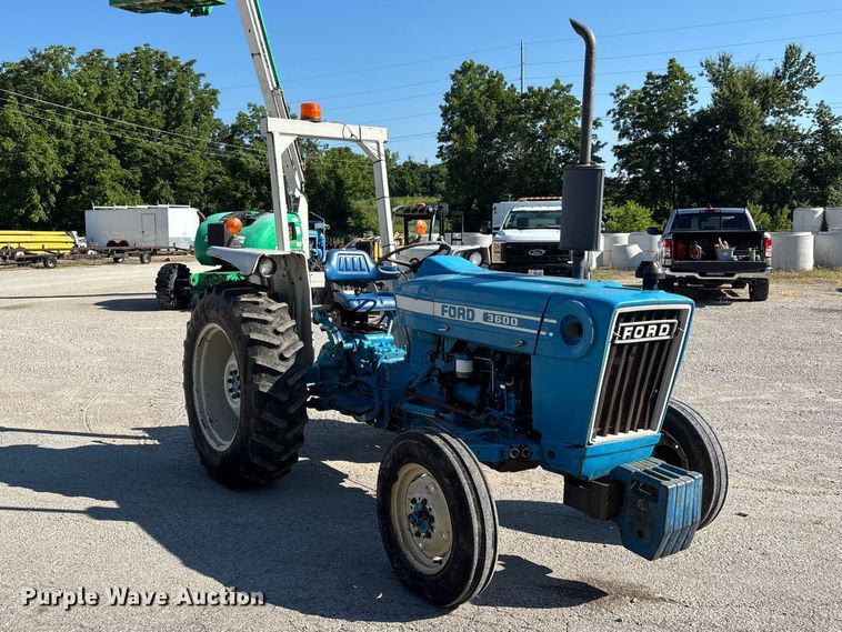 image for item ER3125 Ford 3600 tractor