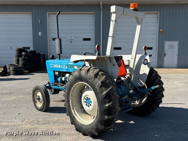 image for item ER3125 Ford 3600 tractor