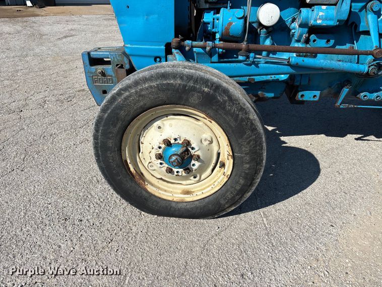 image for item ER3125 Ford 3600 tractor
