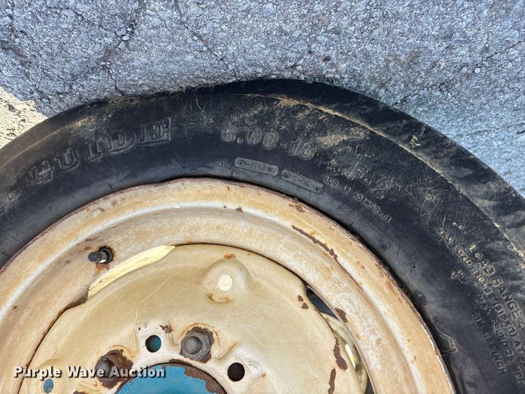 image for item ER3125 Ford 3600 tractor