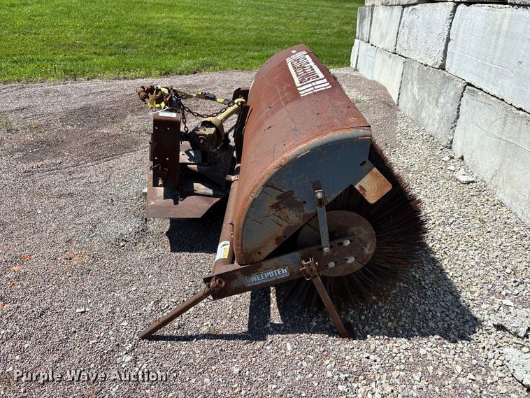 image for item ER3126 Sweepster broom