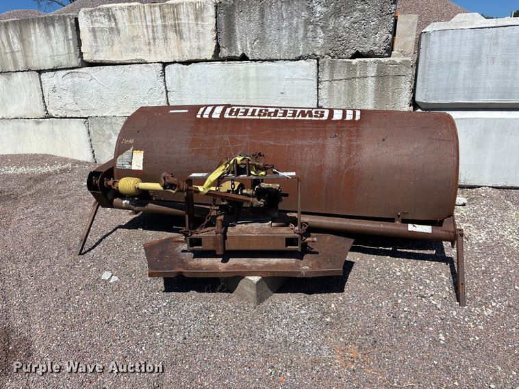 image for item ER3126 Sweepster broom