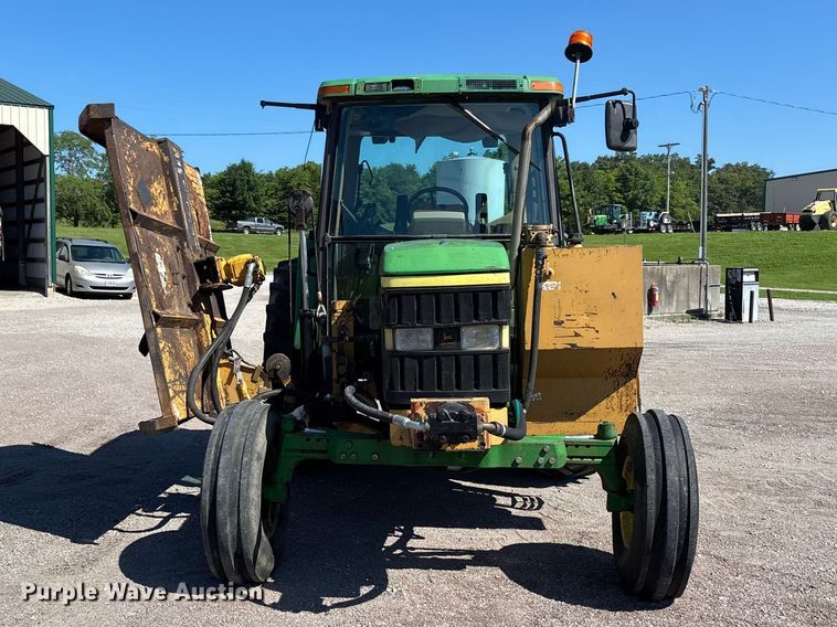 image for item ER3127 2000 John Deere 6110 tractor