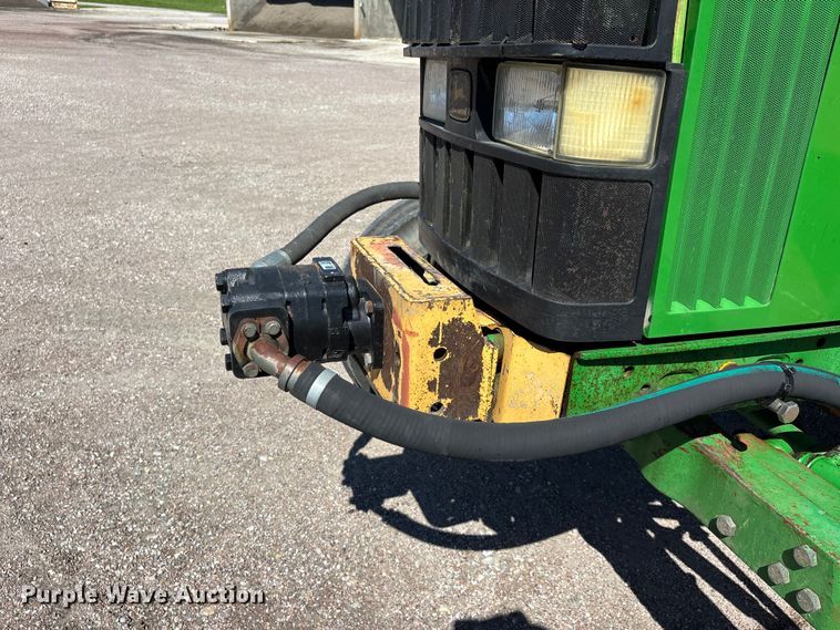 image for item ER3127 2000 John Deere 6110 tractor