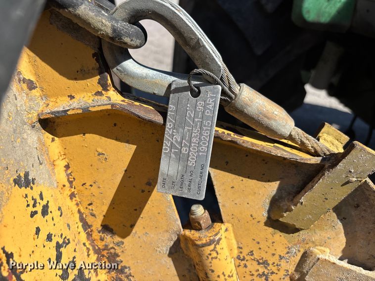 image for item ER3127 2000 John Deere 6110 tractor