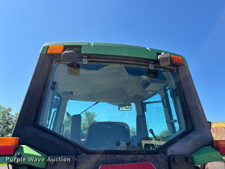 image for item ER3127 2000 John Deere 6110 tractor