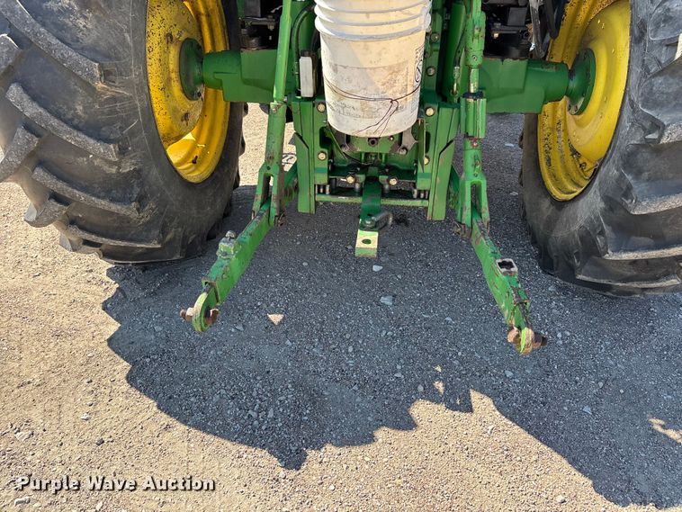 image for item ER3127 2000 John Deere 6110 tractor