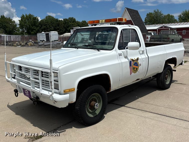 1986 Chevrolet D30 Military Postal Unit pickup truck