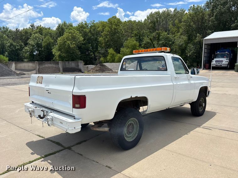 image for item ER3143 1986 Chevrolet D30 Military Postal Unit pickup truck