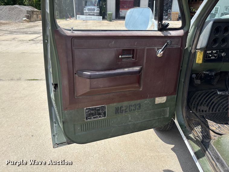 image for item ER3143 1986 Chevrolet D30 Military Postal Unit pickup truck