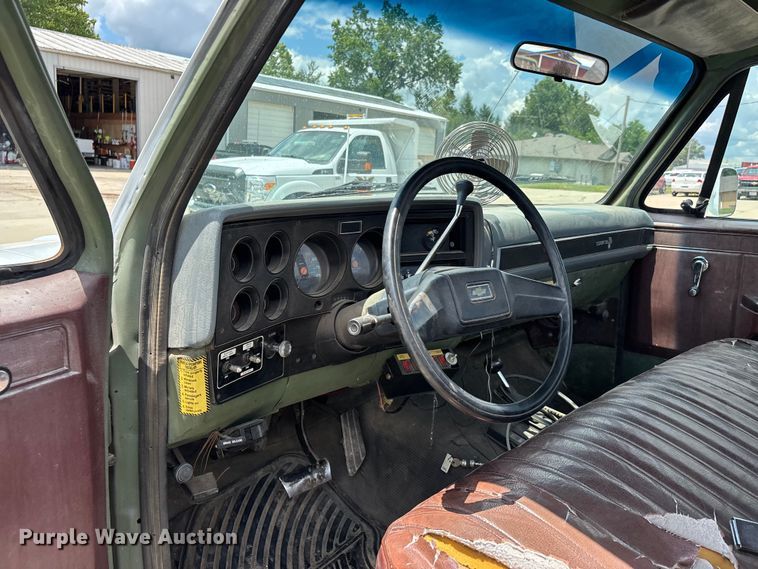 image for item ER3143 1986 Chevrolet D30 Military Postal Unit pickup truck