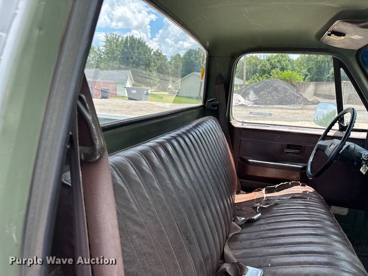 image for item ER3143 1986 Chevrolet D30 Military Postal Unit pickup truck