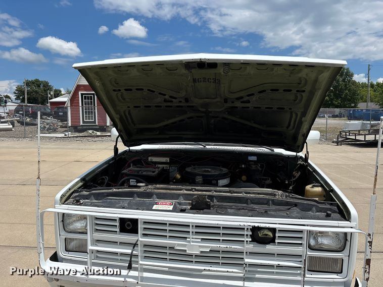 image for item ER3143 1986 Chevrolet D30 Military Postal Unit pickup truck