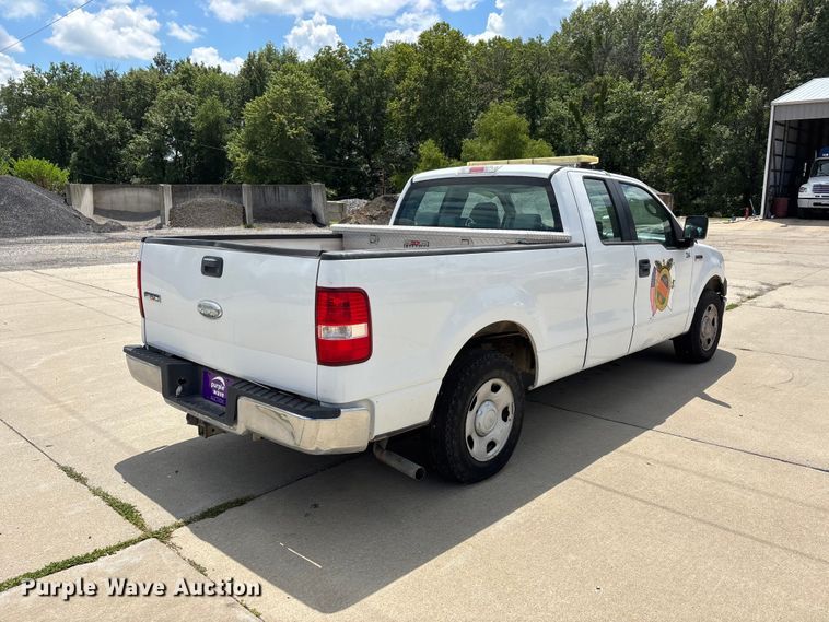 image for item ER3144 2006 Ford F150 Ext. Cab pickup truck