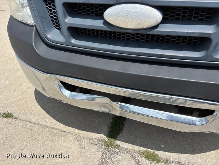 image for item ER3144 2006 Ford F150 Ext. Cab pickup truck