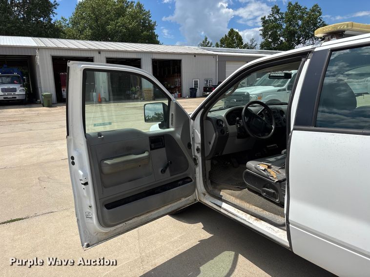 image for item ER3144 2006 Ford F150 Ext. Cab pickup truck