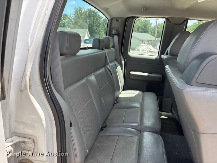 image for item ER3144 2006 Ford F150 Ext. Cab pickup truck