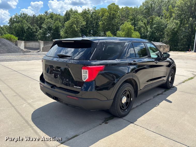 image for item ER3145 2020 Ford Explorer Police Interceptor SUV