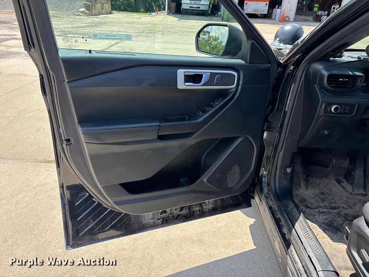 image for item ER3145 2020 Ford Explorer Police Interceptor SUV