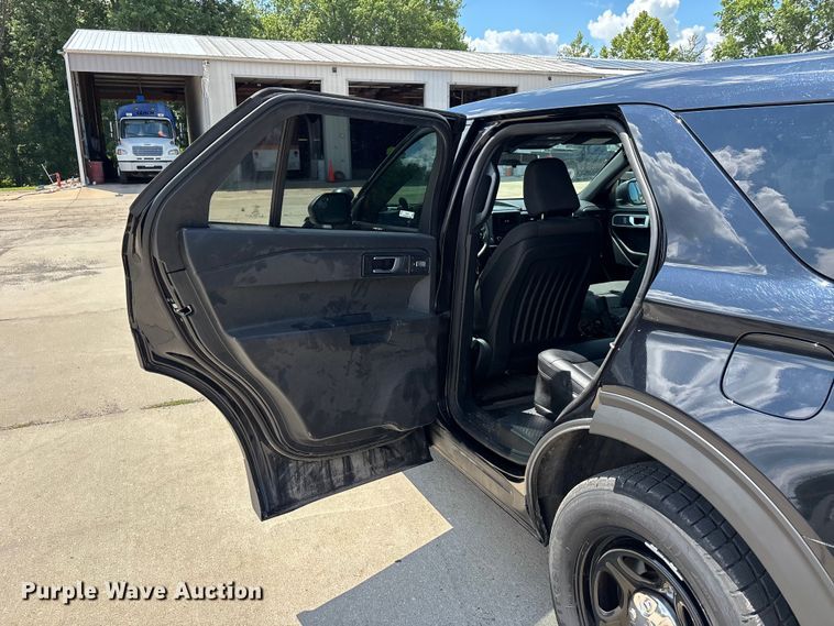 image for item ER3145 2020 Ford Explorer Police Interceptor SUV