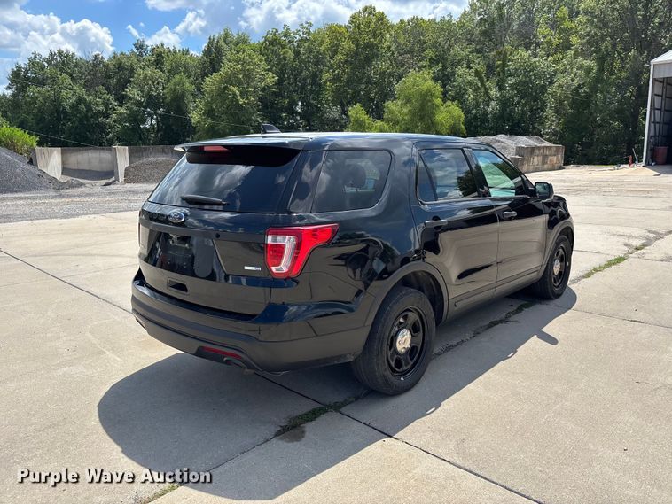 image for item ER3146 2016 Ford Explorer Police Interceptor SUV