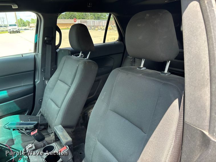 image for item ER3146 2016 Ford Explorer Police Interceptor SUV
