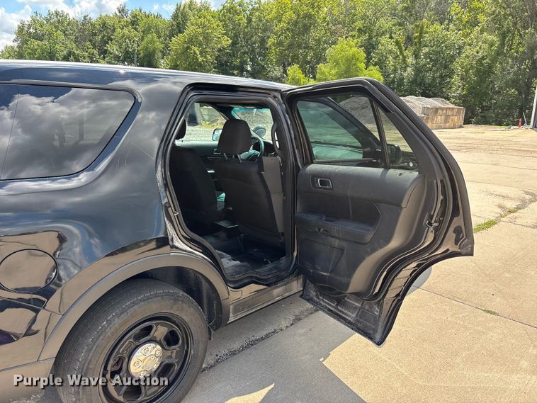 image for item ER3146 2016 Ford Explorer Police Interceptor SUV