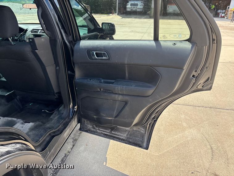 image for item ER3146 2016 Ford Explorer Police Interceptor SUV